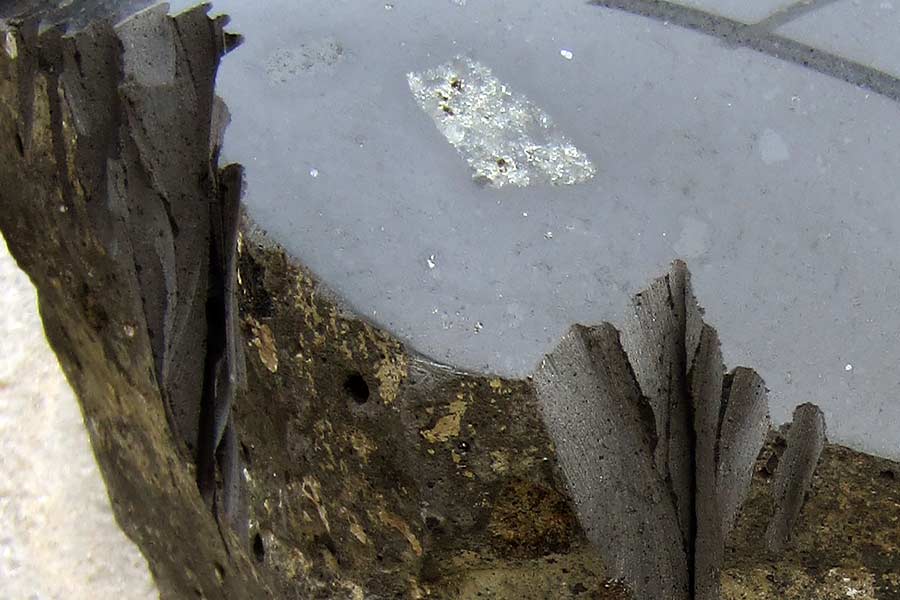 Sculptures by Ton Kalle.