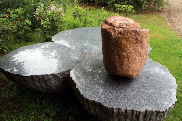 Water and stone - life and a tombstone.